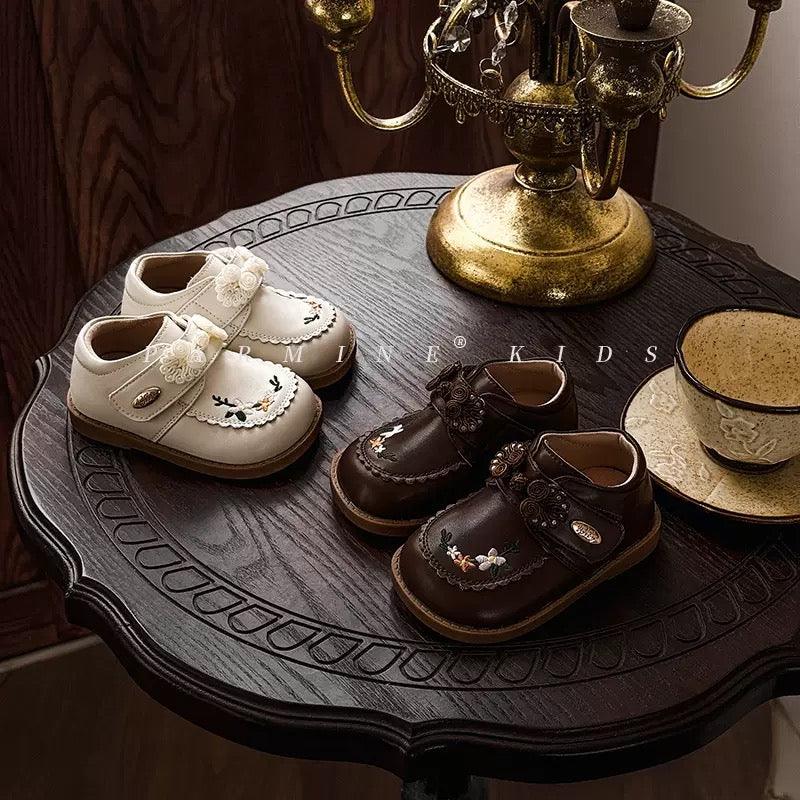 Vitória Shoes ( black only) 2 weeks delivery time