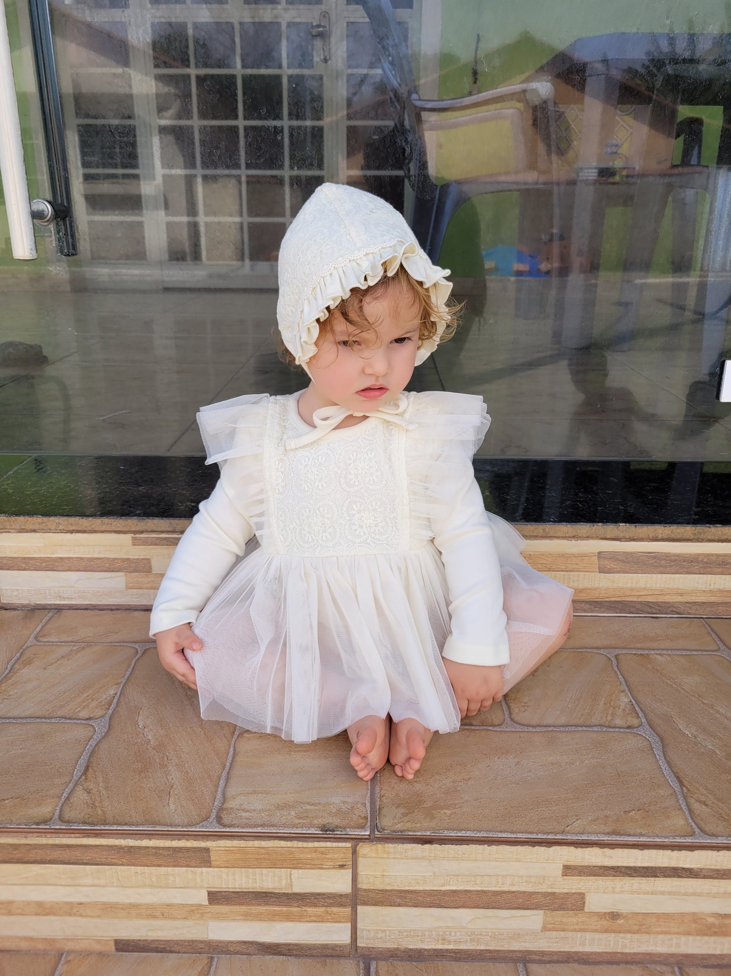 Rachel Romper (jennybebe) Cames with a matching bonnet