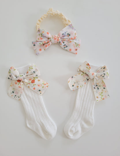 Bundle ( socks + hairband)