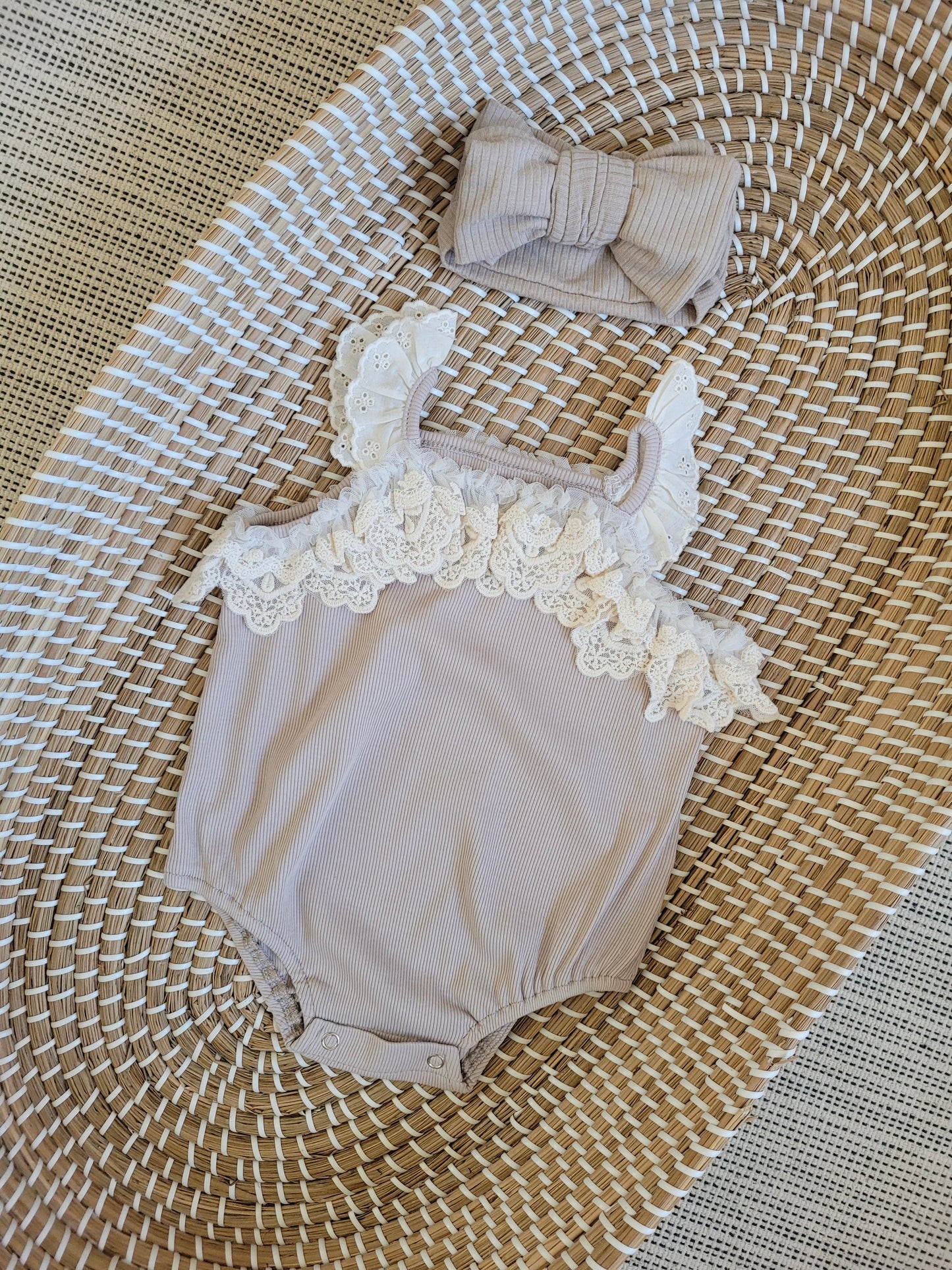 Yara Romper