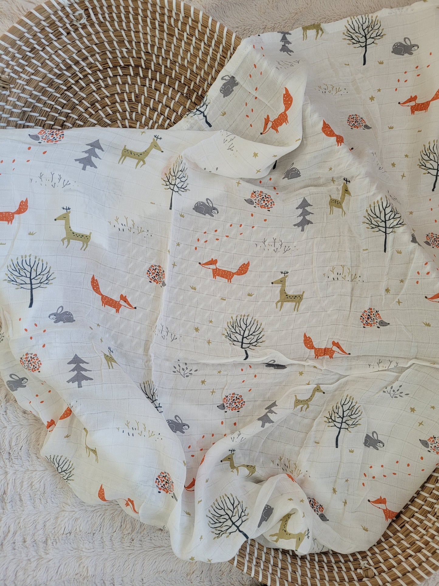 Pack Of 3 Large 120cm*110cm . 70 cotton 30% bamboo baby swaddle blanket. ONLY 17.90