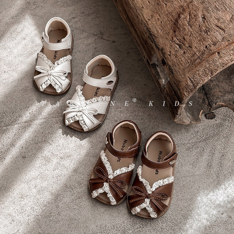 Frill sandles (1 week delivery time)