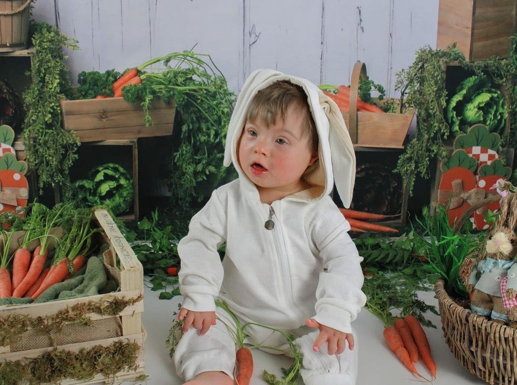 Easter Suit (order it today, recieved it by easter) UK ONLY