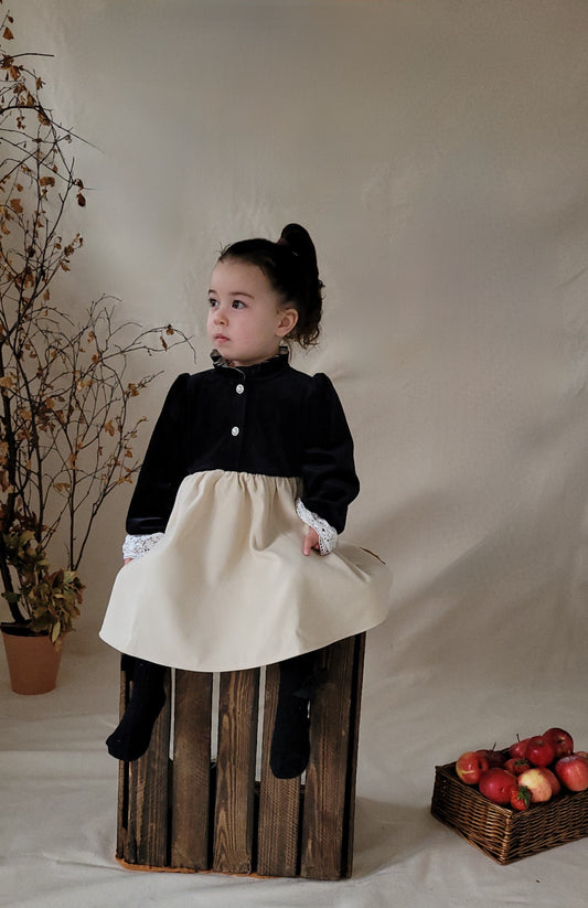Biatriz Dress (about 1 week delivery time/ only available for pre orders)